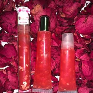 soft pink gloss, tropical punch flavor.